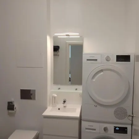 Hotel Dejlig Lejlighed I Havn With King Size Bed *